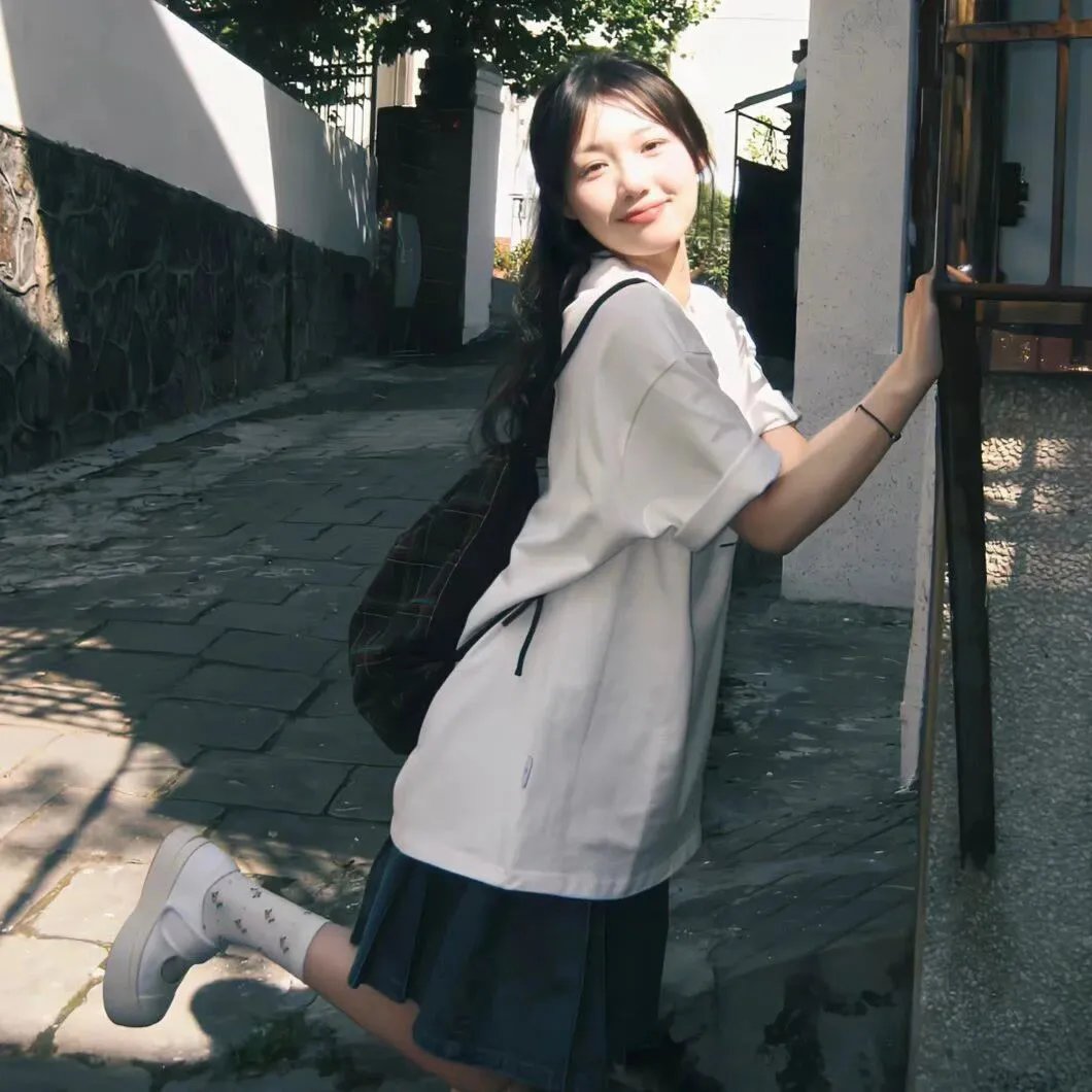 舒嘉 封面